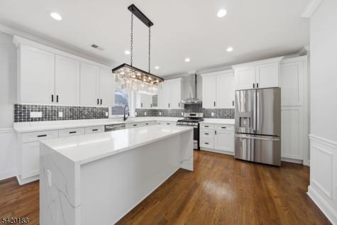 28 Glenwood Avenue Parsippany-troy Hills NJ 07034
