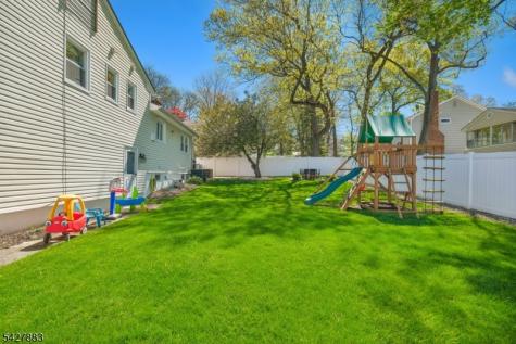 44 Woodland Avenue West Orange NJ 07052