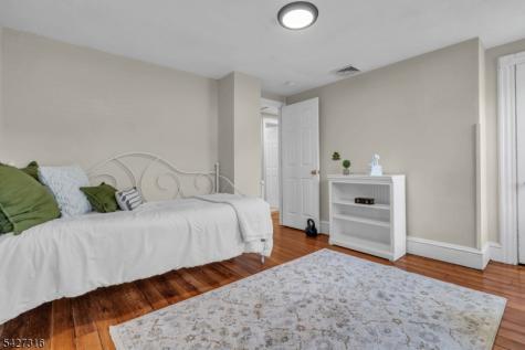 818 Summit Avenue Westfield NJ 07090