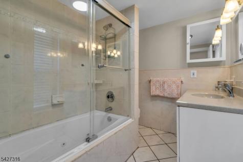 818 Summit Avenue Westfield NJ 07090