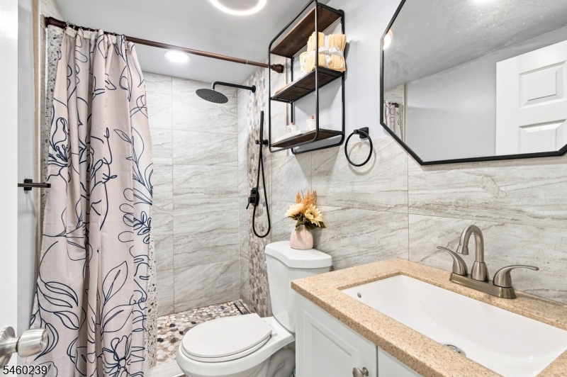 345 E Clay Avenue Roselle Park NJ 07204