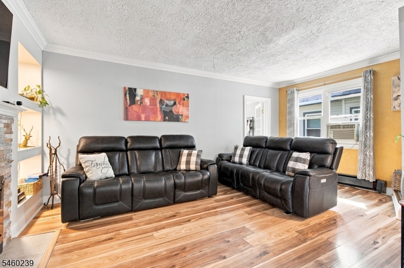 345 E Clay Avenue Roselle Park NJ 07204