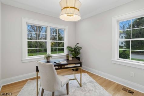 2 Whitman Drive Chatham NJ 07928