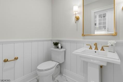2 Whitman Drive Chatham NJ 07928