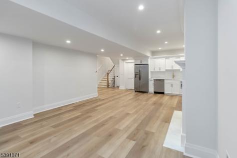 2 Whitman Drive Chatham NJ 07928