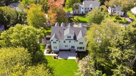 2 Whitman Drive Chatham NJ 07928