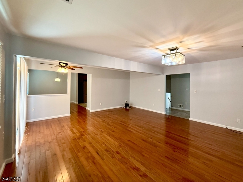 44 Drake Road Franklin NJ 08873