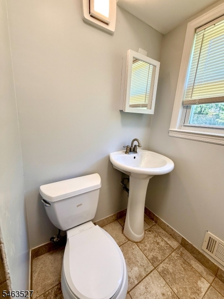 44 Drake Road Franklin NJ 08873