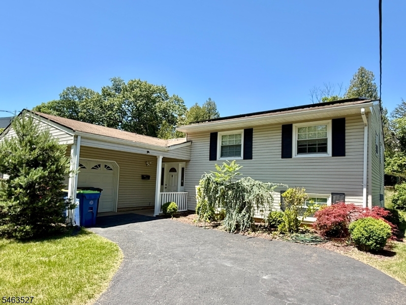 44 Drake Road Franklin NJ 08873