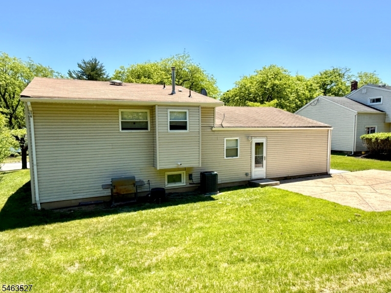 44 Drake Road Franklin NJ 08873