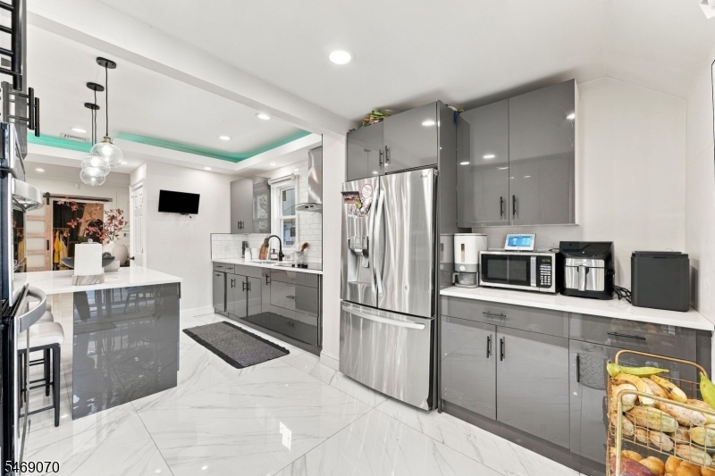 88 Burlington Avenue Paterson NJ 07502