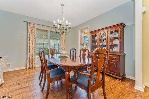 43 Falcon Way Washington NJ 07882