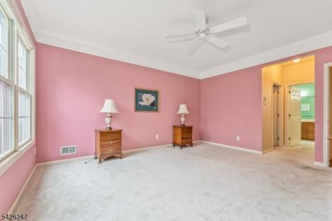 43 Falcon Way Washington NJ 07882