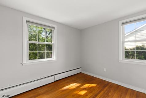 557 Monroe Court River Edge NJ 07661