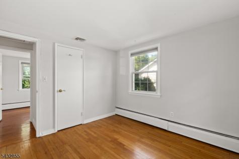 557 Monroe Court River Edge NJ 07661