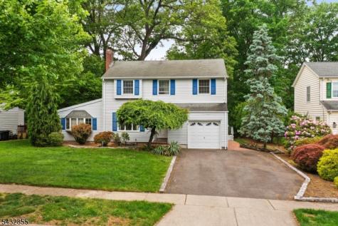 557 Monroe Court River Edge NJ 07661