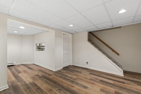 557 Monroe Court River Edge NJ 07661