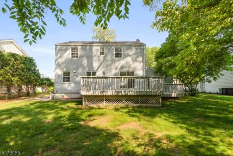 557 Monroe Court River Edge NJ 07661