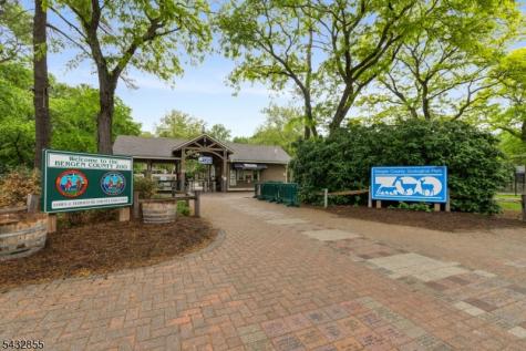 557 Monroe Court River Edge NJ 07661