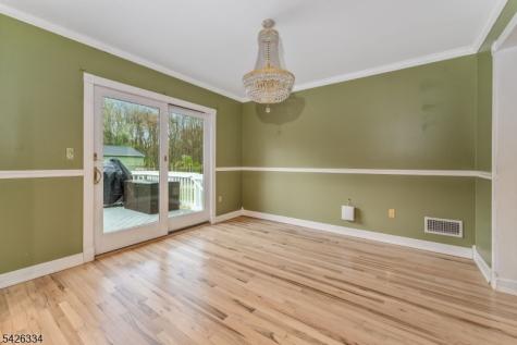 46 Sutton Road Tewksbury NJ 08833