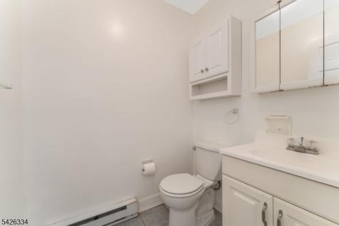 46 Sutton Road Tewksbury NJ 08833