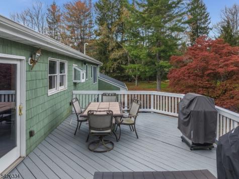 46 Sutton Road Tewksbury NJ 08833
