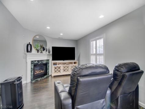 402 N 16th Street Kenilworth NJ 07033
