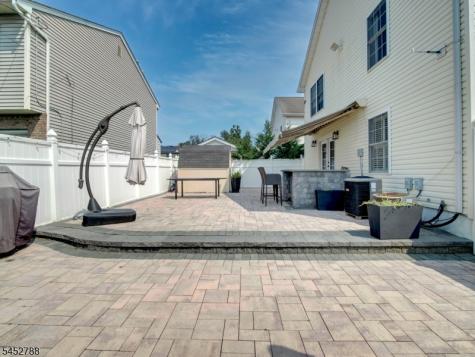 402 N 16th Street Kenilworth NJ 07033