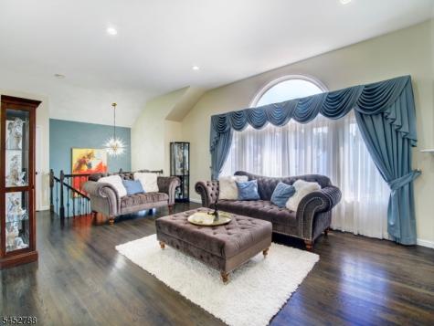 402 N 16th Street Kenilworth NJ 07033