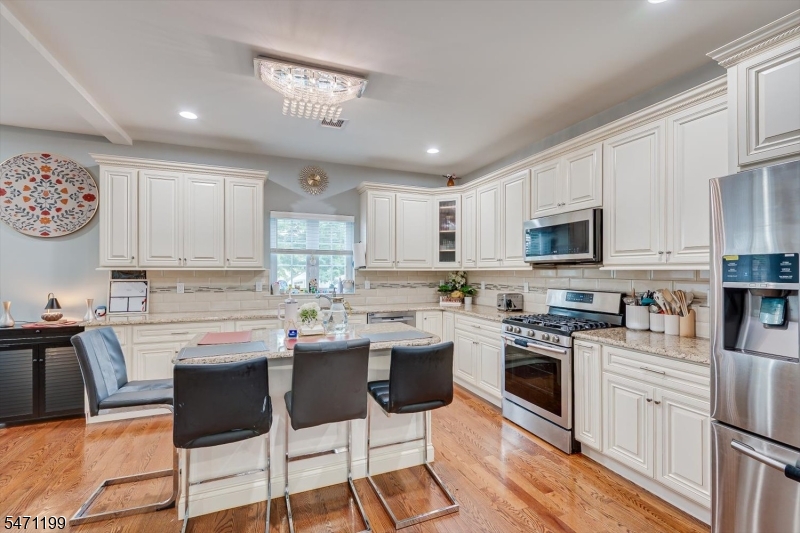 37 Wildwood Avenue Woodbridge NJ 08863