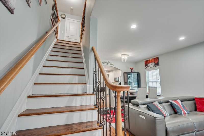 37 Wildwood Avenue Woodbridge NJ 08863