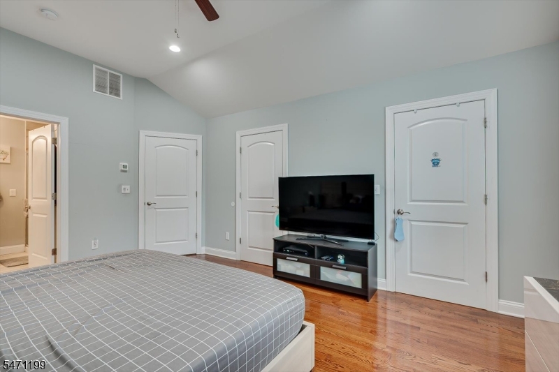 37 Wildwood Avenue Woodbridge NJ 08863