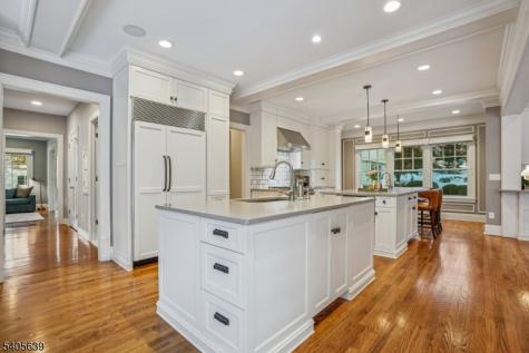 2 Robert Drive Millburn NJ 07078