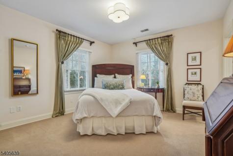 2 Robert Drive Millburn NJ 07078
