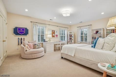 2 Robert Drive Millburn NJ 07078