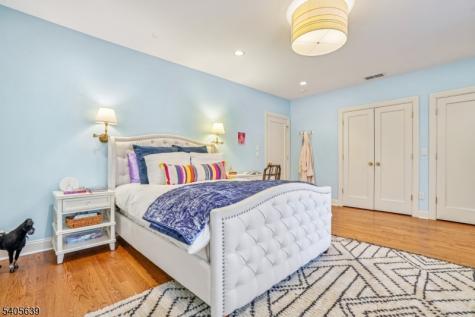 2 Robert Drive Millburn NJ 07078