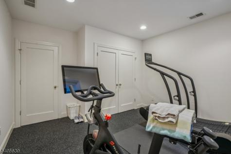 2 Robert Drive Millburn NJ 07078