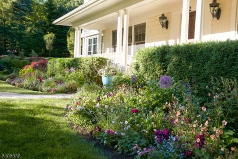 2 Robert Drive Millburn NJ 07078