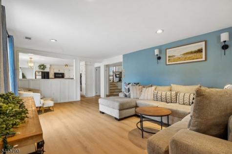 23 Smithfield Drive Springfield NJ 07081