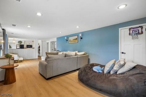 23 Smithfield Drive Springfield NJ 07081