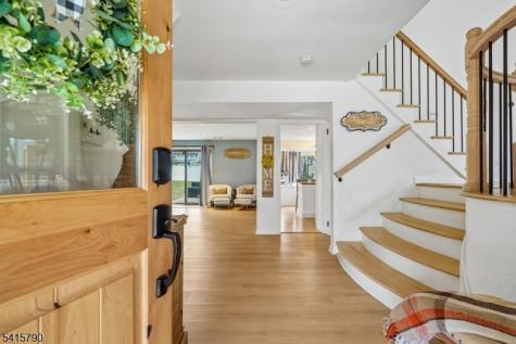23 Smithfield Drive Springfield NJ 07081