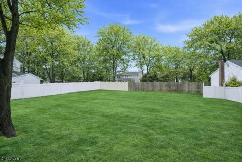 23 Smithfield Drive Springfield NJ 07081