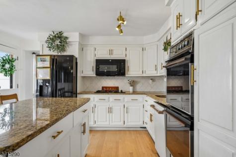 23 Smithfield Drive Springfield NJ 07081