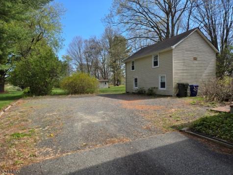 38 North Road Chester NJ 07930