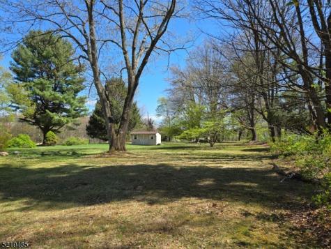 38 North Road Chester NJ 07930