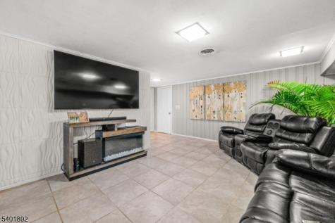 1039 Field Avenue Plainfield NJ 07060