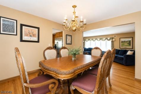 472 Summit Road Mountainside NJ 07092