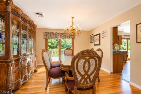 472 Summit Road Mountainside NJ 07092