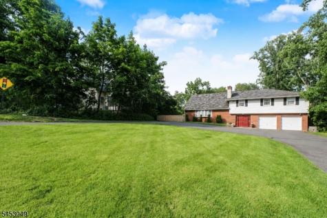 472 Summit Road Mountainside NJ 07092