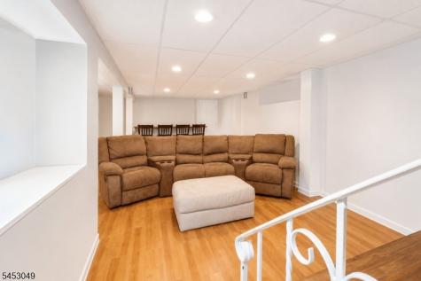 472 Summit Road Mountainside NJ 07092